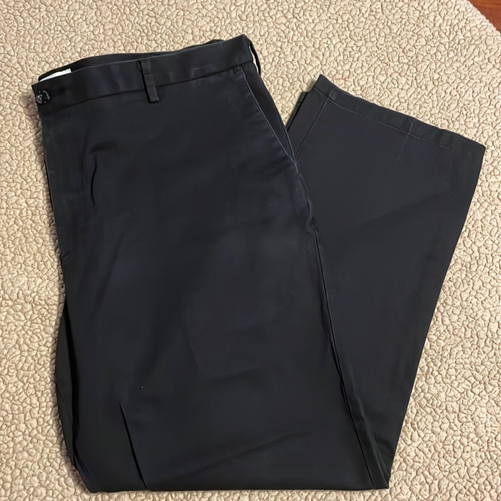 Dockers Men’s Classic Fit 42x30 Black Pants